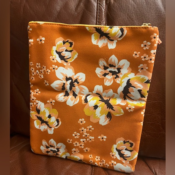 Rachel Pally Reversible Clutch - Picture 5 of 5